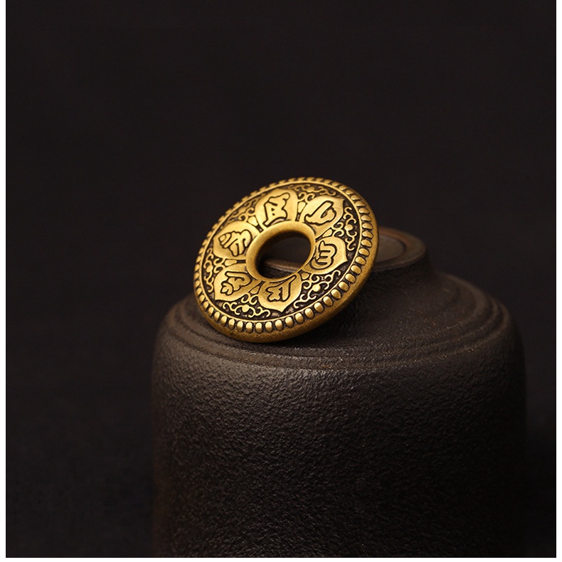 Mặt móc khoá bằng đồng nguyên chất hình vòng tròn cổ điển