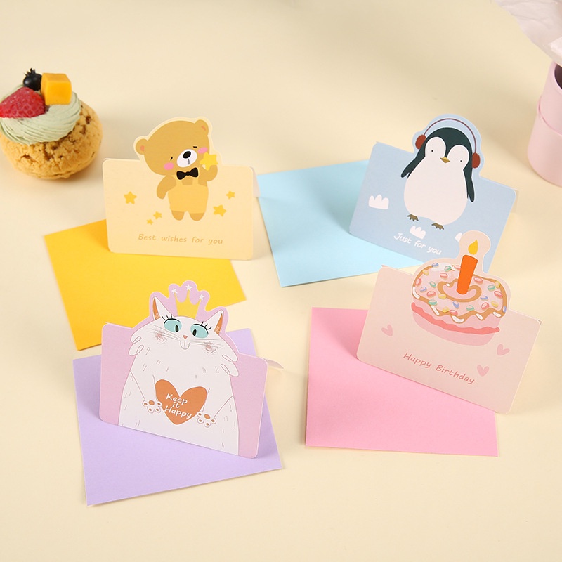 Bộ Thẻ Bài Hoạt Hình Dễ Thương Cho Bé