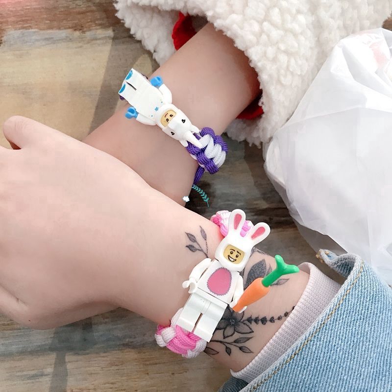 Vòng tay đan dây mặt nhân vật hoạt hình