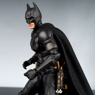 Mô hình Bandai SHF Batman TDK
