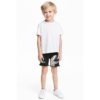 Quần short bé trai da cá HM