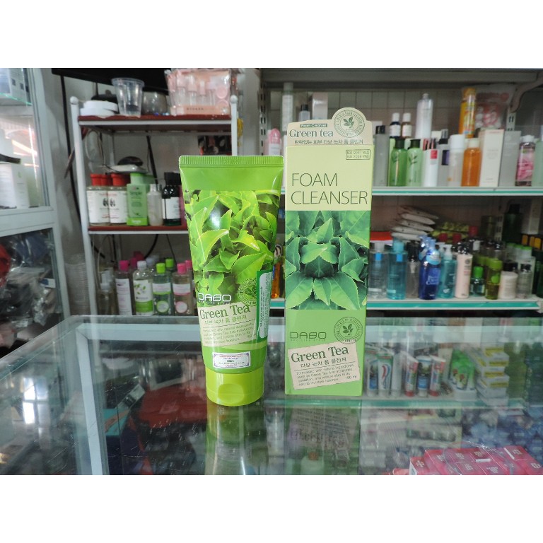 Sữa rửa mặt Trà Xanh dành cho da mụn Dabo Green Tea Hàn Quốc