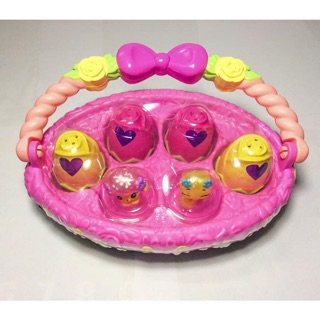 Giỏ trứng hoa hồng Hatchimals