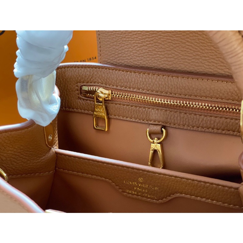 Túi xách nữ LV Capucines FULL BOX