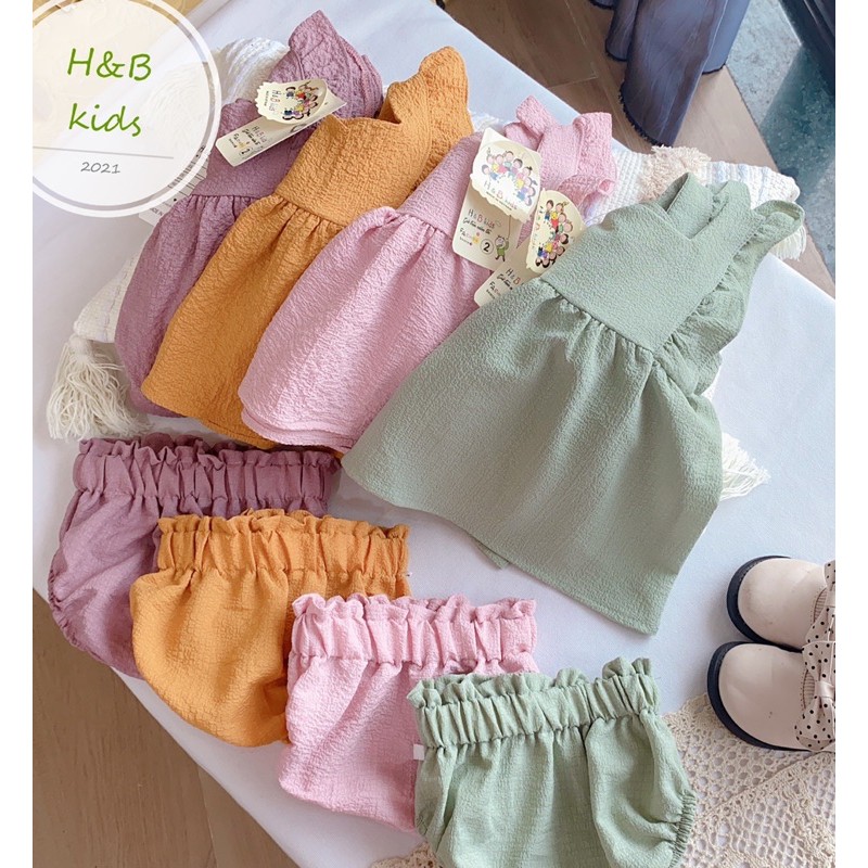 Bộ thiết kế đũi xốp bé gái