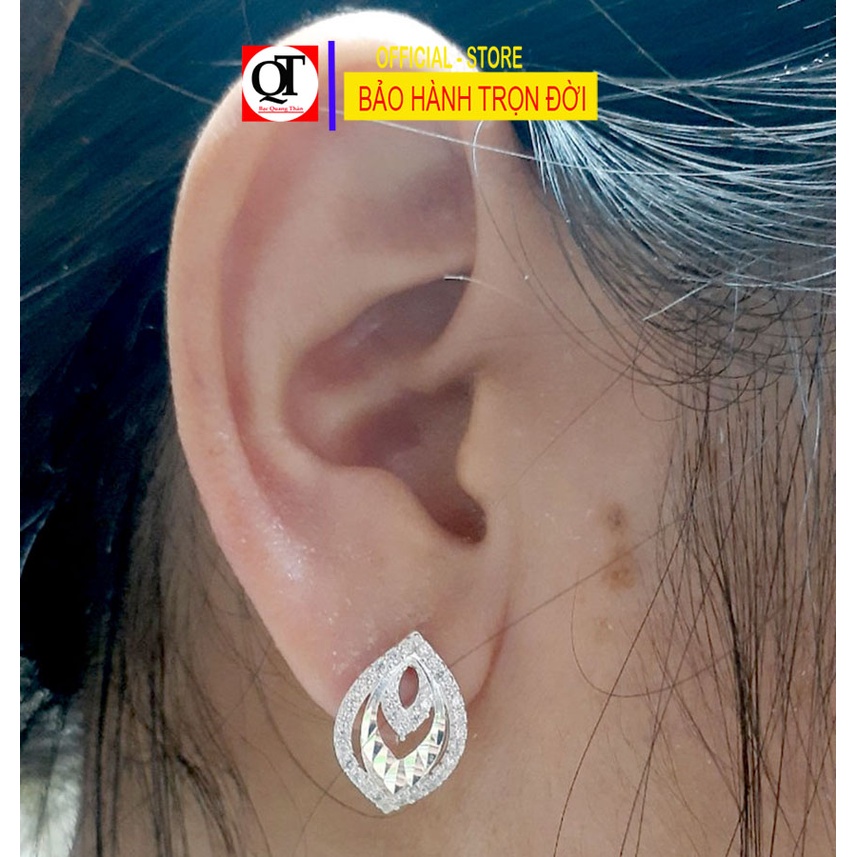 Bông tai nữ bạc 925 khóa bất đeo sát tai bề mặt phay sáng bóng gắn đá cao cấp trang sức Bạc Quang Thản - QTBT96