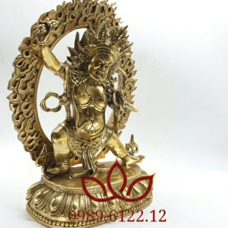 Tôn tượng Hộ Pháp Kim Cang Thủ Bồ Tát Mật tông