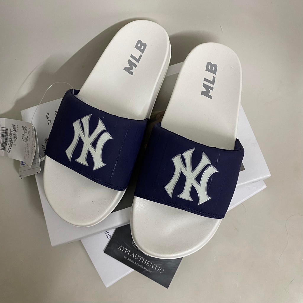 DÉP MLB NEW MOUND NEW YORK YANKEES 50N