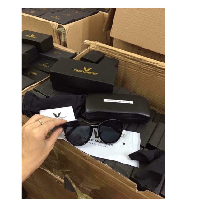 Kính mát siêu xinh shop linh gau | BigBuy360 - bigbuy360.vn