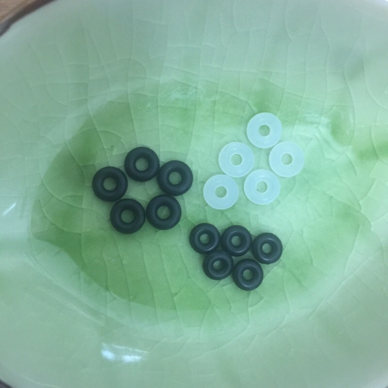 Chặn charm cao su màu đen cho vòng Pandora, Troll, ohm