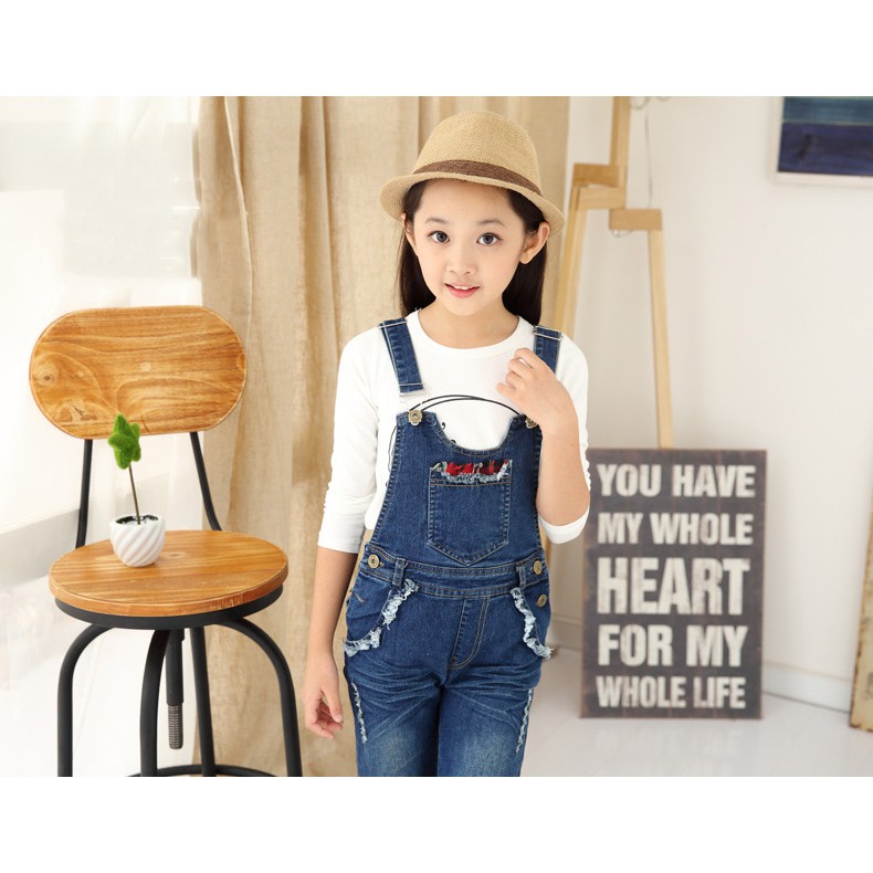 Yếm jean quần dài bé gái size cực đại diện Noel và Tết