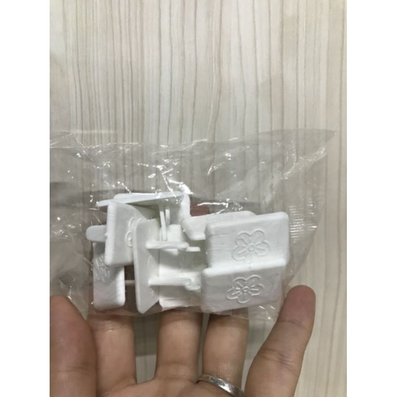 Nắp Che Ổ Điện- Nắp Bít Ổ Điện  An Toàn ⚡⚡combo 10 cái, giá rẻ⚡⚡ Cho Trẻ Em Mos Shop