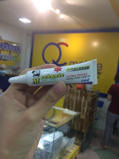 Keo đen làm main Mechanic UV-YM56 (Keo chống chạm)