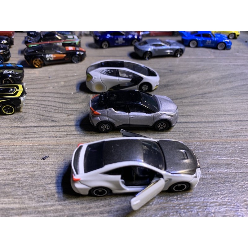 3 xe tomica không hop co the bi trầy nhe hoac khong