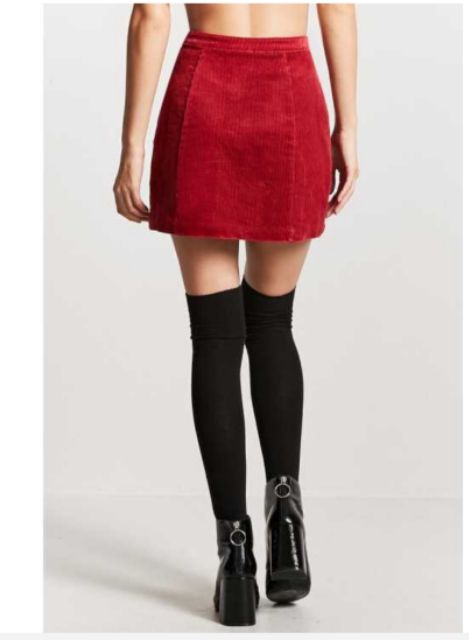 Chân váy nhung đỏ chất cực đẹp | BigBuy360 - bigbuy360.vn