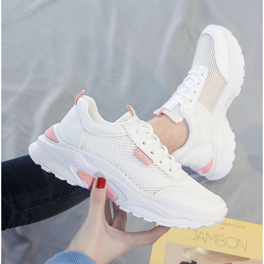 Giày Sneaker nữ mã số 36 và 37 hàng đẹp