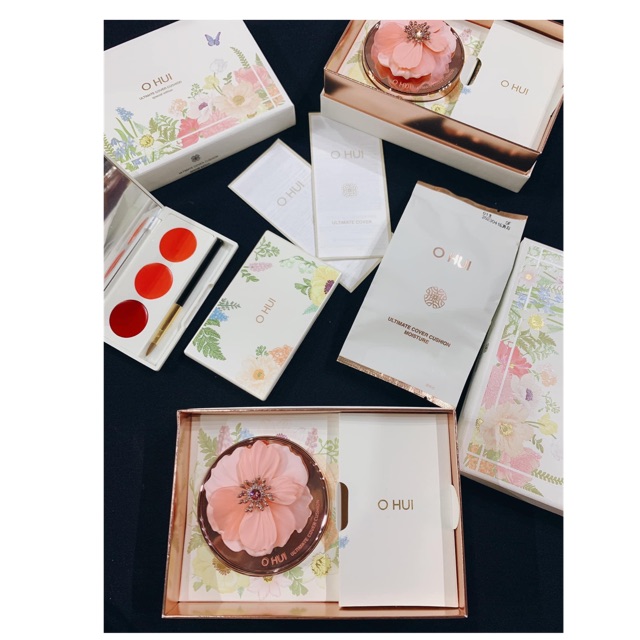 Set phấn nước Ohui