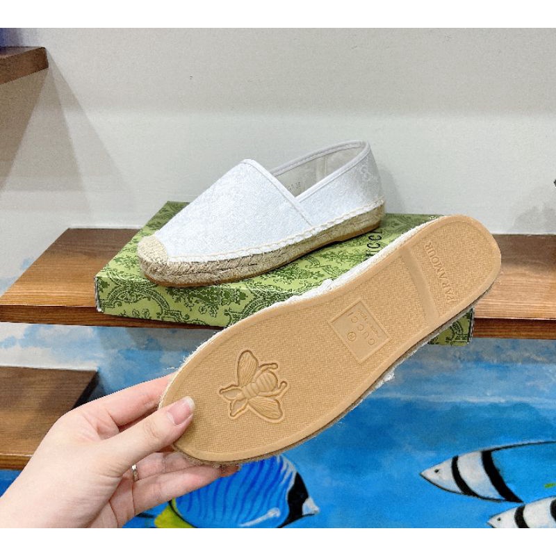 Giày Gucci trắng đế cói new 2022 siêu êm hàng fullbox