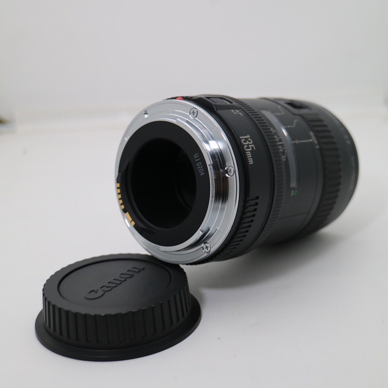 Ống kính Canon EF 135 mm f / 2.8 SoftFocus đẹp 95%