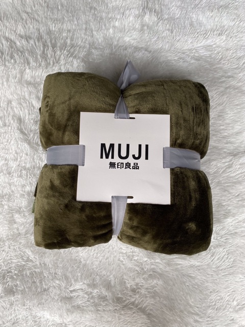 Chăn tuyết MUJI xuất Nhật hàng đủ 1.8 Kg