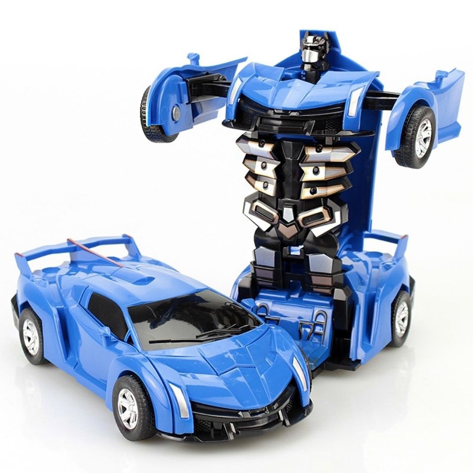 Trẻ em bị đánh Transformers đồ chơi cậu bé hướng dẫn sử dụng một cú nhấp chuột xe robot