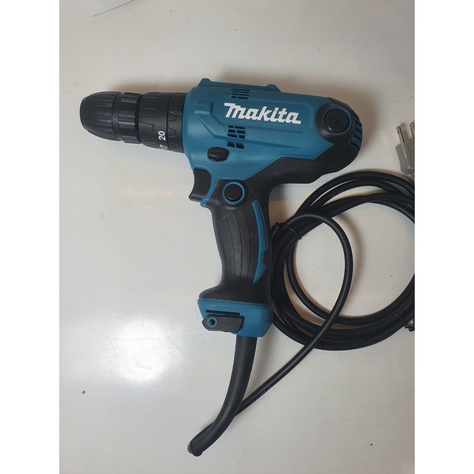 Máy khoan đa năng Makita  HP0300