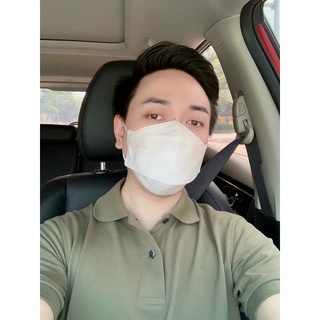 1 Cái Khẩu Trang Cao Cấp 4 Lớp