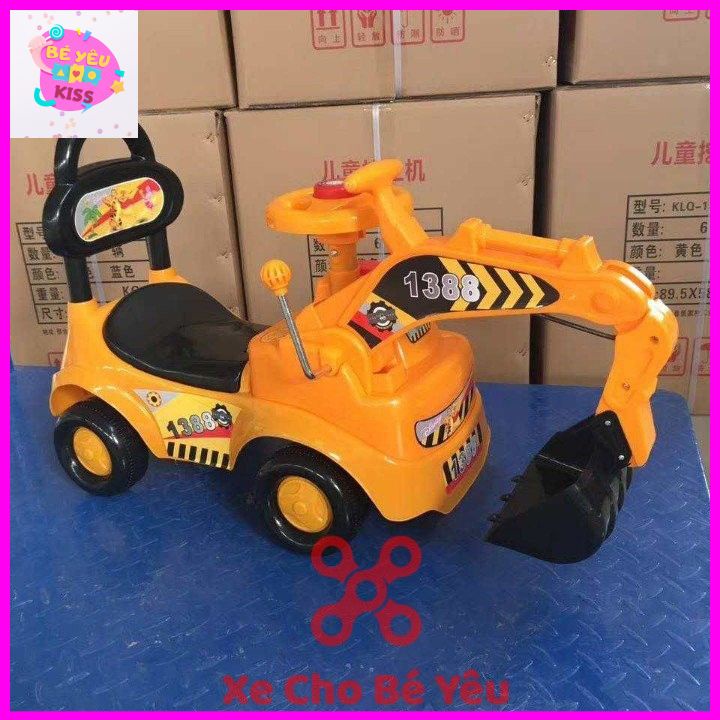 (BÁN XỈ) Xe cẩu máy xúc chòi chân có nhạc 2 trong 1 cho bé .