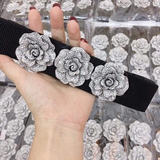 đai váy phối đầm ba bông hoa hồng 3D