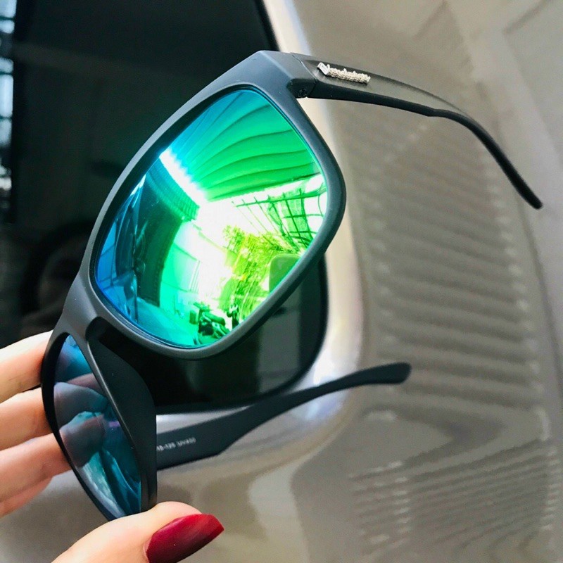 Gọng kính nam chóng uv đi biển