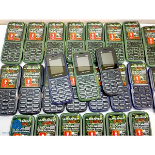 Điện thoại 3 sim Land Rover S-009