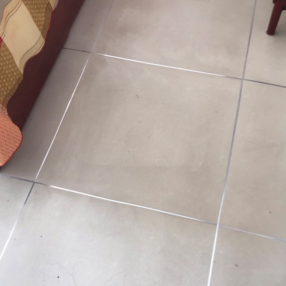 Cuộn giấy dán viền gạch nhà tắm chống thấm nước tiện lợi cỡ 50m