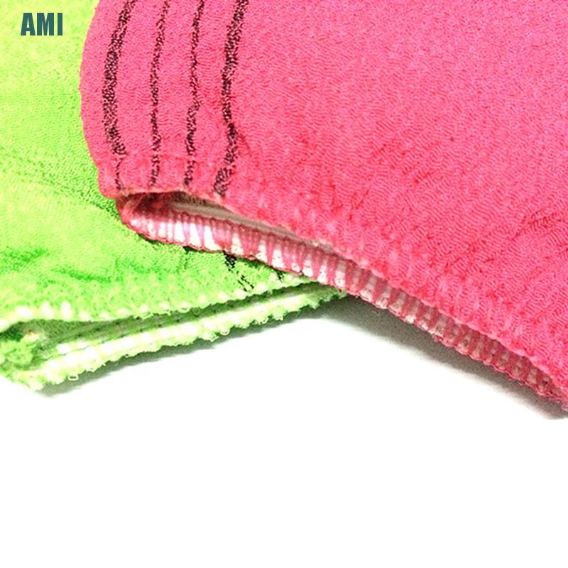 Găng tay tẩy tế bào chết Hàn Quốc màu đỏ/ xanh lá