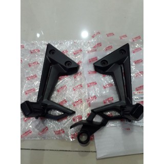 bộ gác chân sau  hai bên Exciter 2011 yamaha