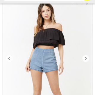 Áo croptop bẹt vai