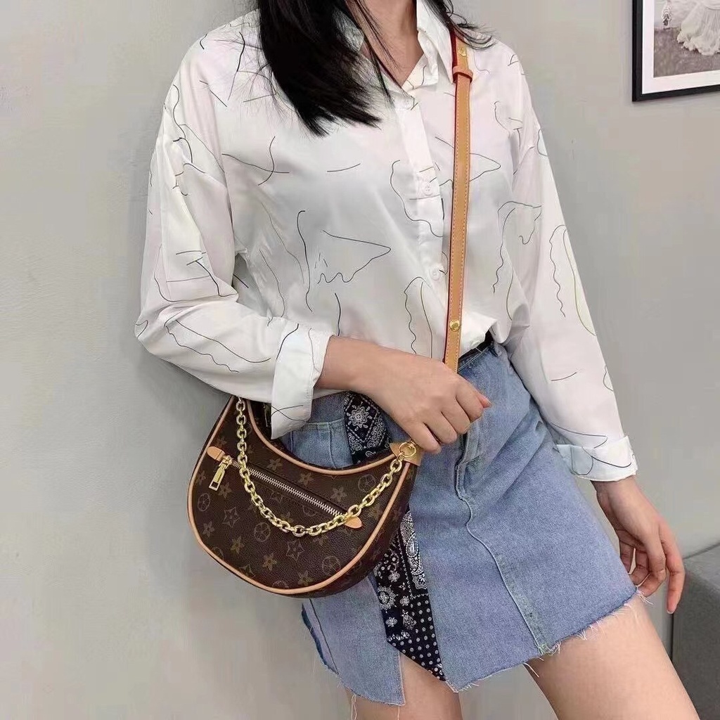 Túi kẹp nách, túi đeo chéo nữ họa tiết dây xích sang chảnh phong cách trẻ trung
