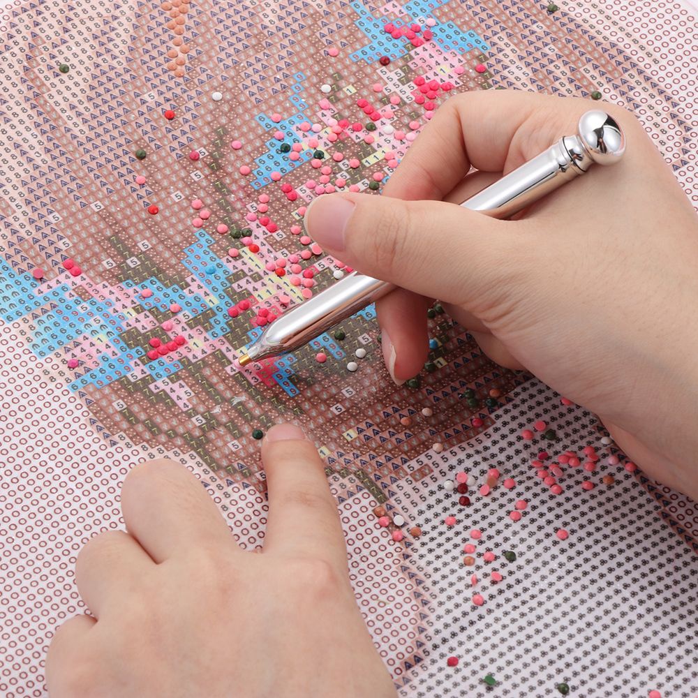 Bộ Dụng Cụ Làm Tranh Đính Đá 5D Họa Tiết Son Môi Độc Đáo DIY