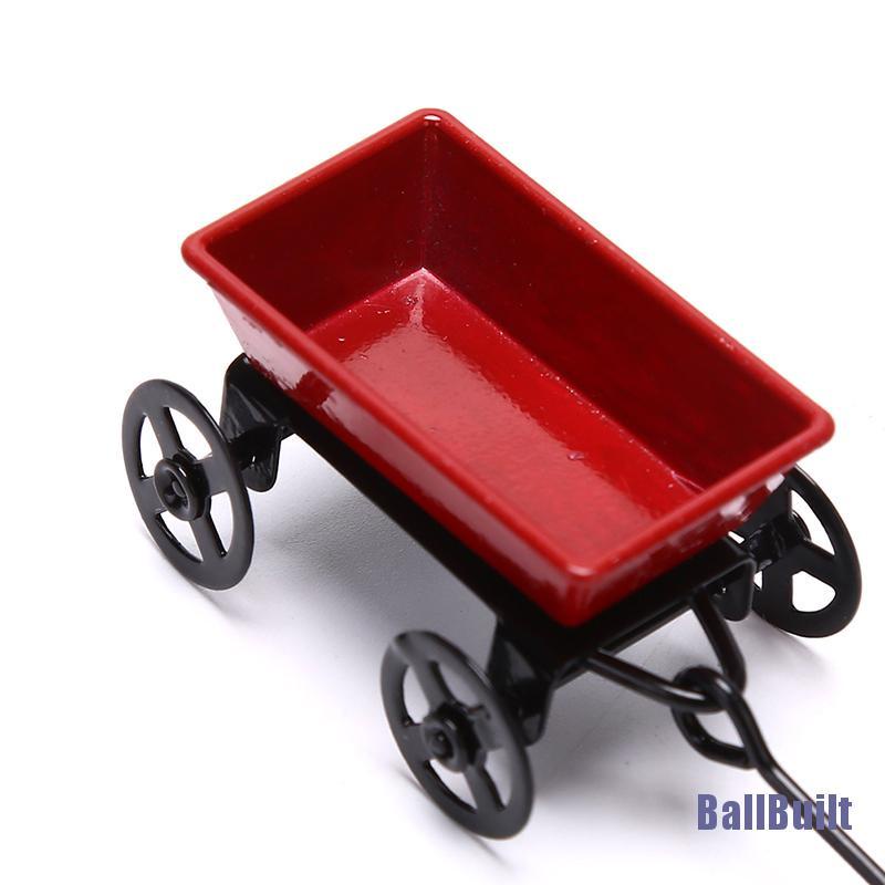 Xe đẩy màu đỏ bằng kim loại tỉ lệ 1:12 trang trí nhà búp bê