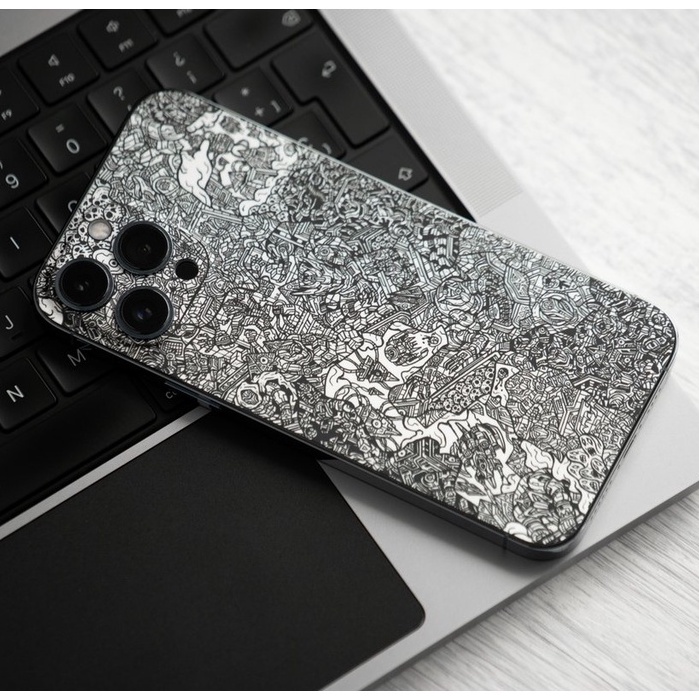 Skin dán điện thoại mẫu Robot Camo