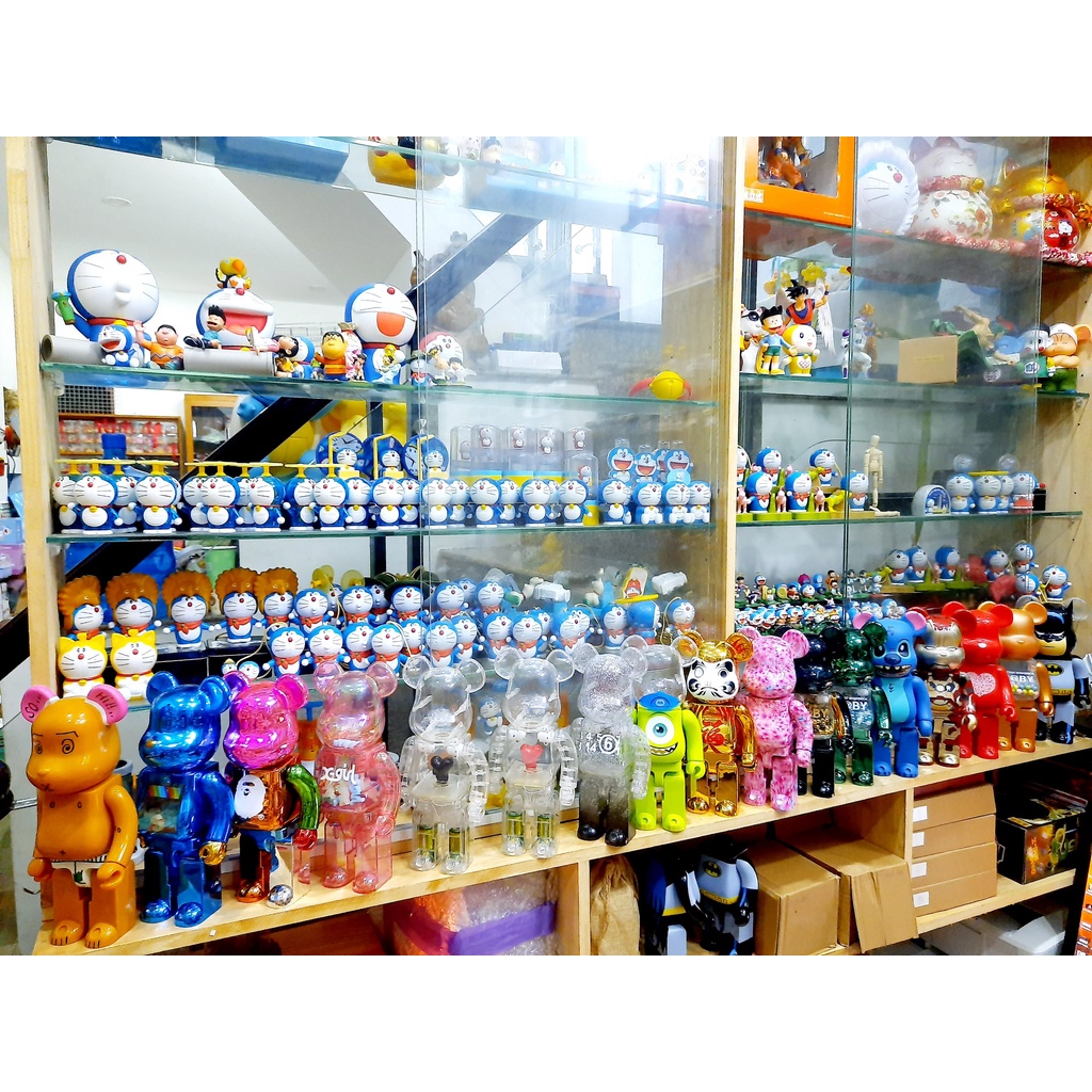 BEARBRICK400% đồng giá 450k nhắn tin cho shop để biết mẫu còn hàng