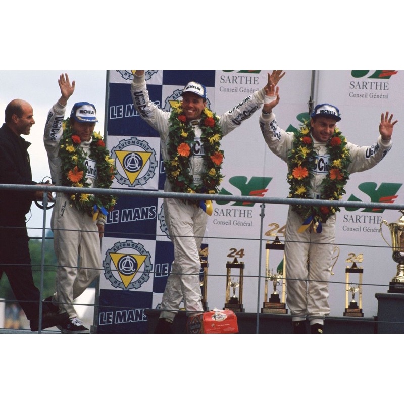 Xe Hot Wheels Premium Mclaren F1 GTR Gulf