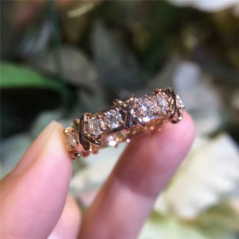 [cảm giác cao cấp] Nhẫn Moissanite mới sáng tạo nữ X sterling bạc trong thủy triều ròng người nổi tiếng niche net gi