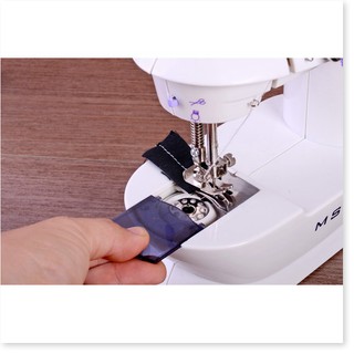 Máy may mini cao cấp có đèn