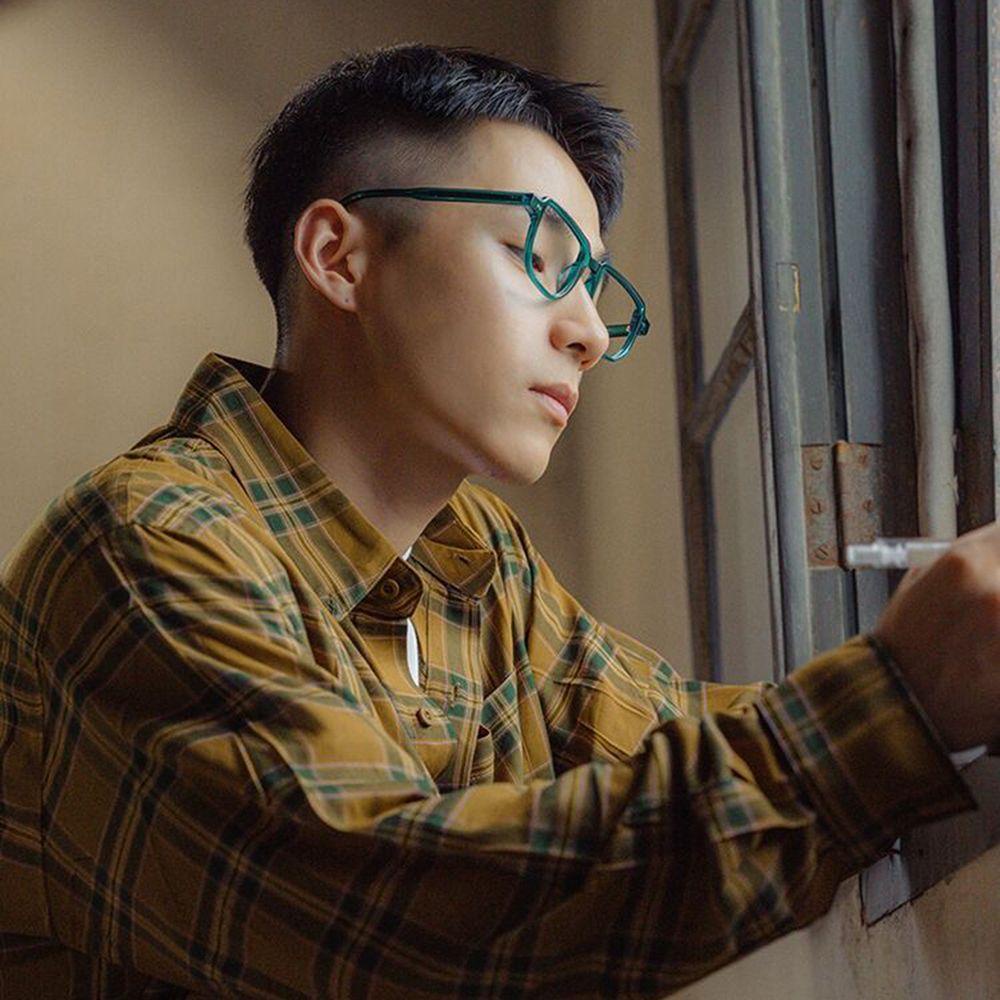 Mắt Kính Chống Bức Xạ Và Tia Bức Xạ Hình Vuông VANES1 Cho Nam Và Nữ