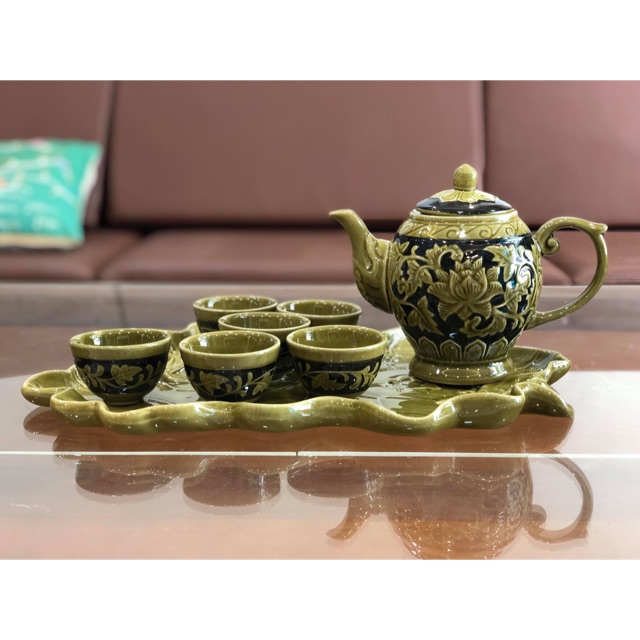 Bộ ấm chén khắc men ngọc