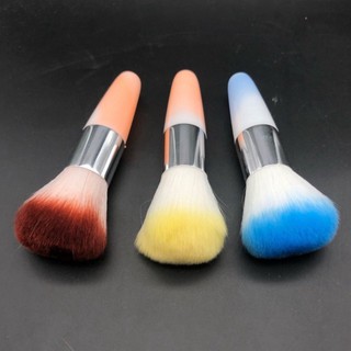 Chổi phủi bụi nails cán nhỡ Spa. Nai
