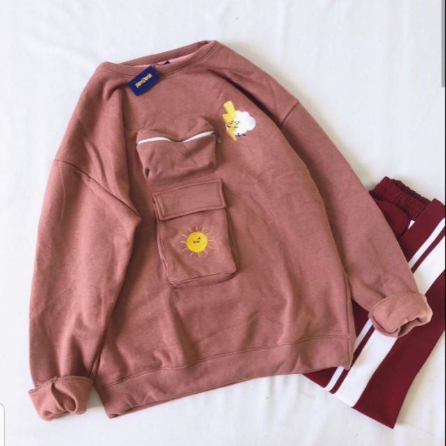 Áo sweater túi hộp thêu hình - ẢNH THẬT