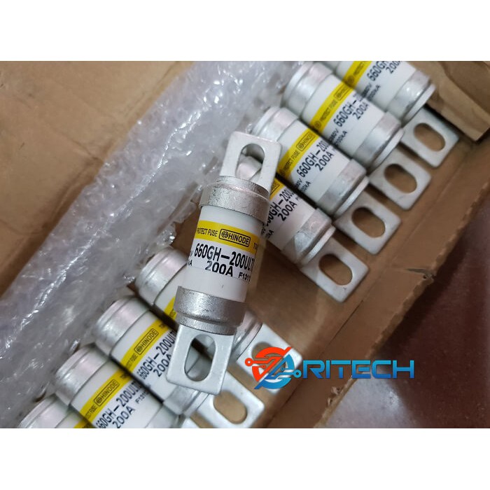 660GH-200ULTC Cầu chì 200A 660V 93x23mm