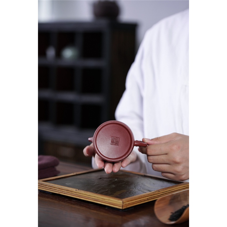 Ấm Tử Sa Nghi Hưng Tần Quyền Long Tuyền 200 ml (Đại Hồng Bào)