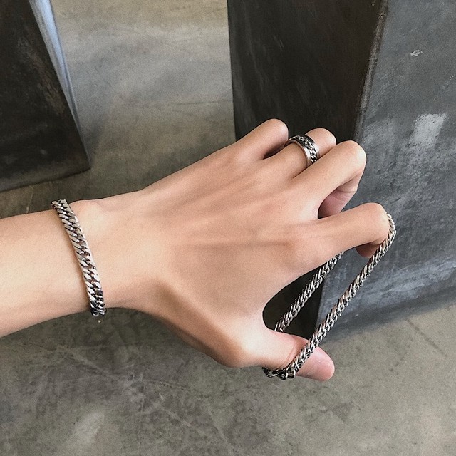 Vòng Tay Xương Rắn Kim Loại Đơn Giản Phong Cách Hàn Quốc Dễ Phối Đồ Dành Cho Nam Và Nữ